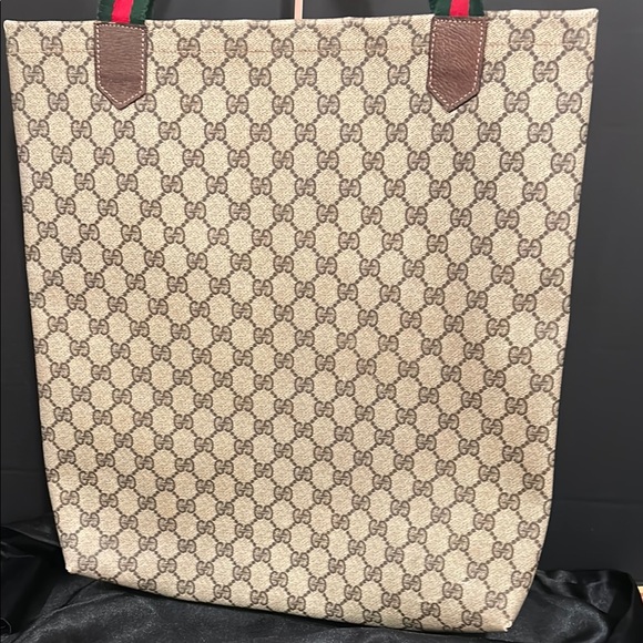 Gucci Monogram Tote Bag with Brown Accents - Picture 2 of 9